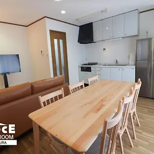  公寓 Gloce 鎌倉 若宮大路house お部屋から江ノ電ビューを独り占め 鎌倉駅から徒歩3分 日本